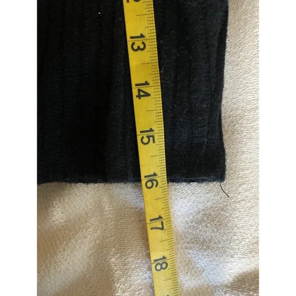 No Comment. Women’s Black  4 Button From Front Long sleeve Crop Top Size L - Picture 16 of 16